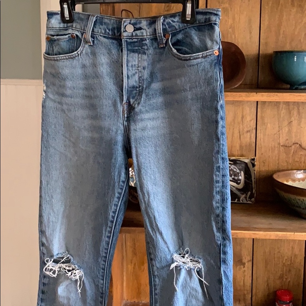 Levi wedgie (mom fit) jeans 29